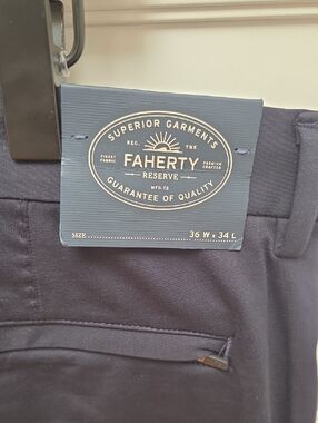 Faherty Men's Dark Navy Blue "Movement" Knit Chino Pants (36/34) (NWT)